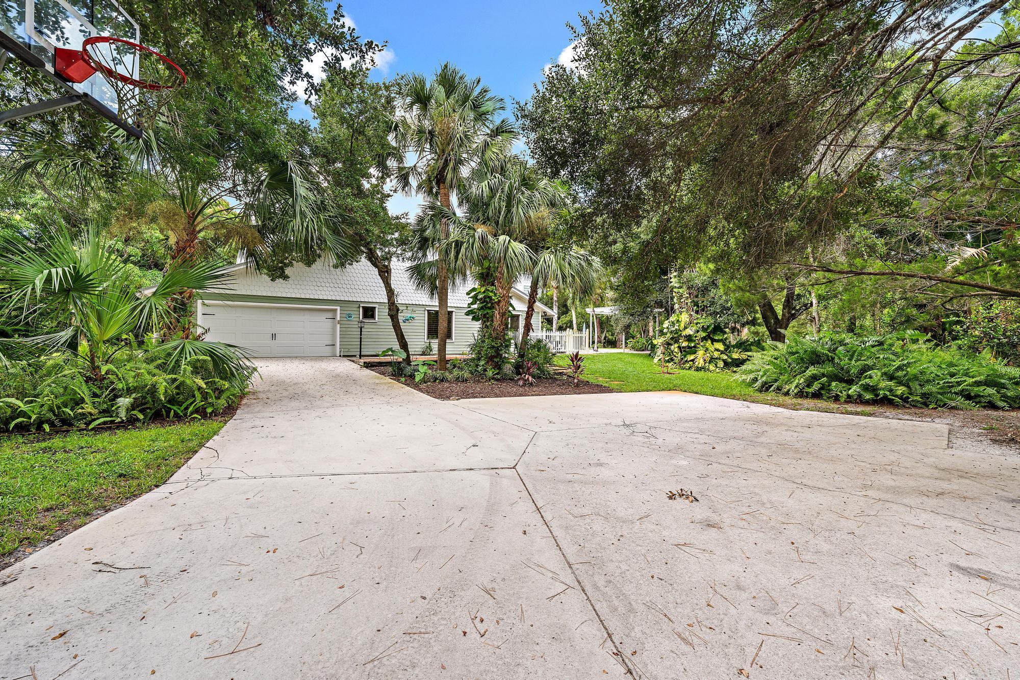 Island Country - Residential