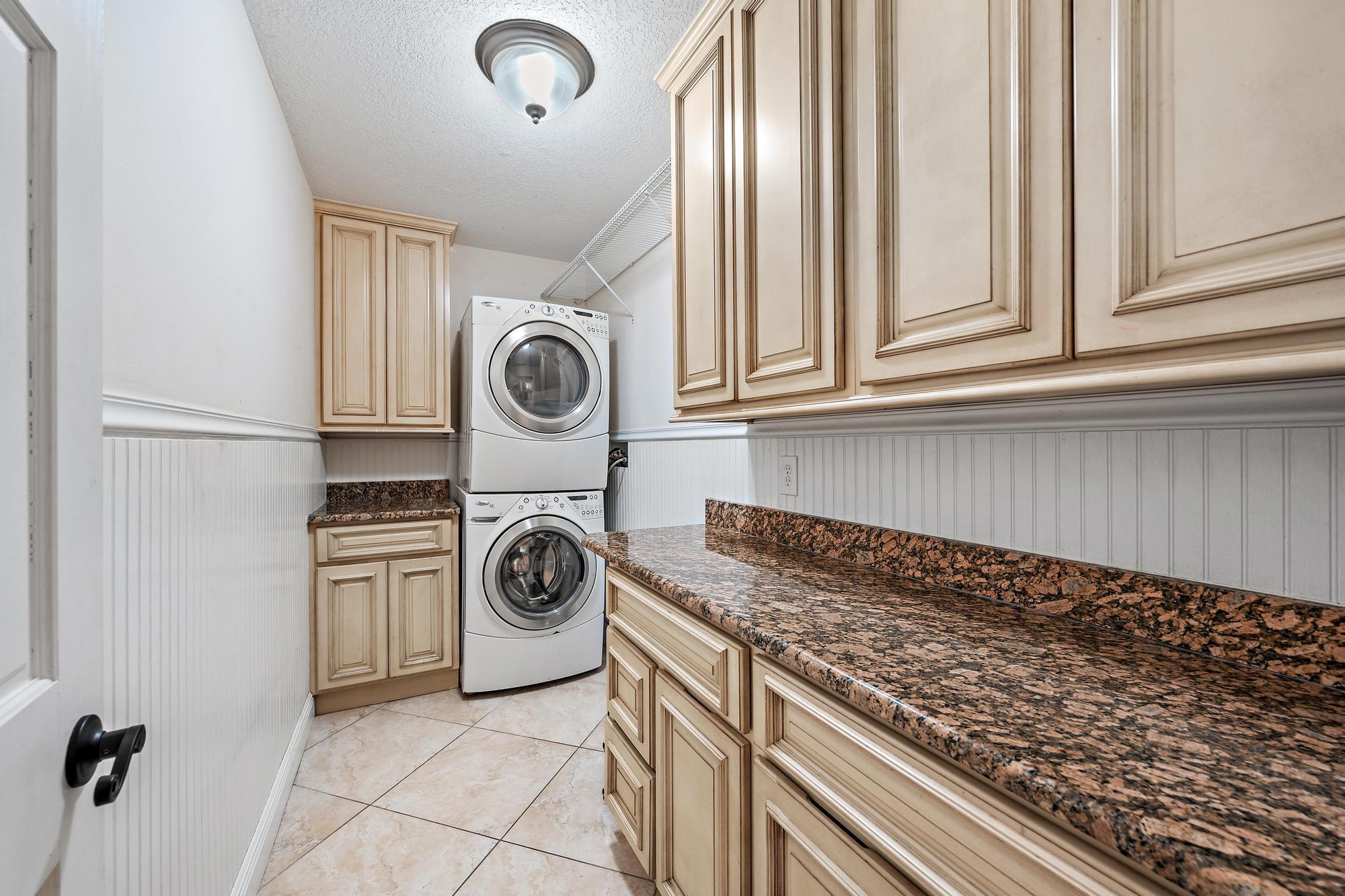 Island Country - Residential