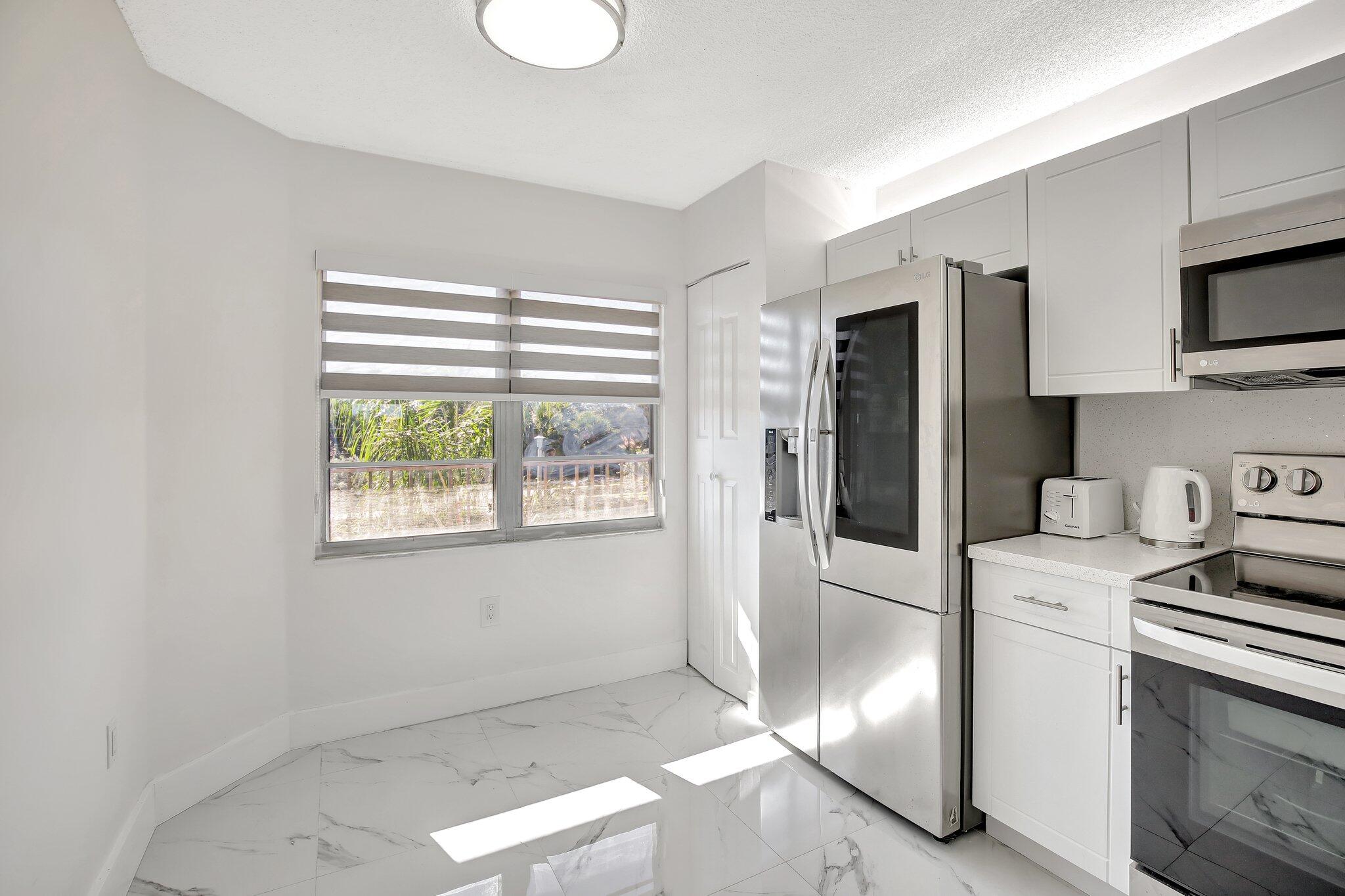 IVANHOE EAST AT CENTURY VILLAGE - Residential