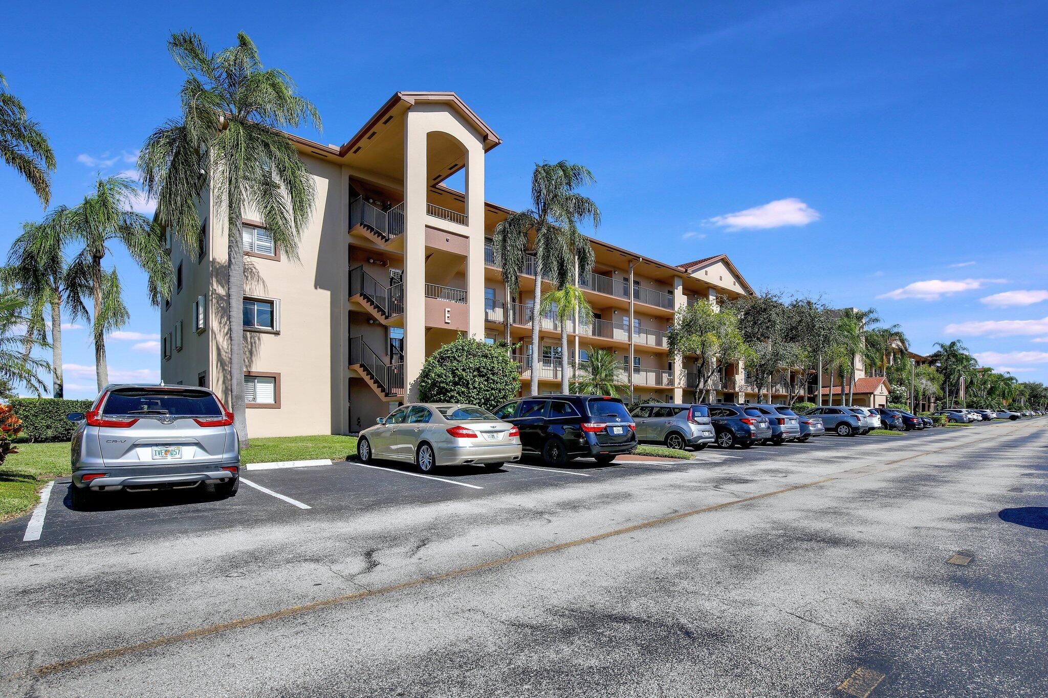 IVANHOE EAST AT CENTURY VILLAGE - Residential