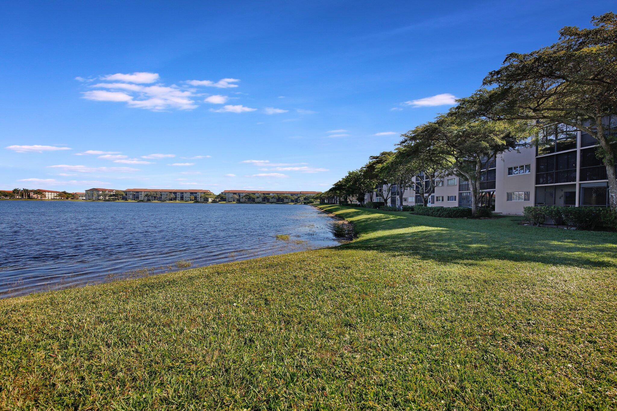 IVANHOE EAST AT CENTURY VILLAGE - Residential