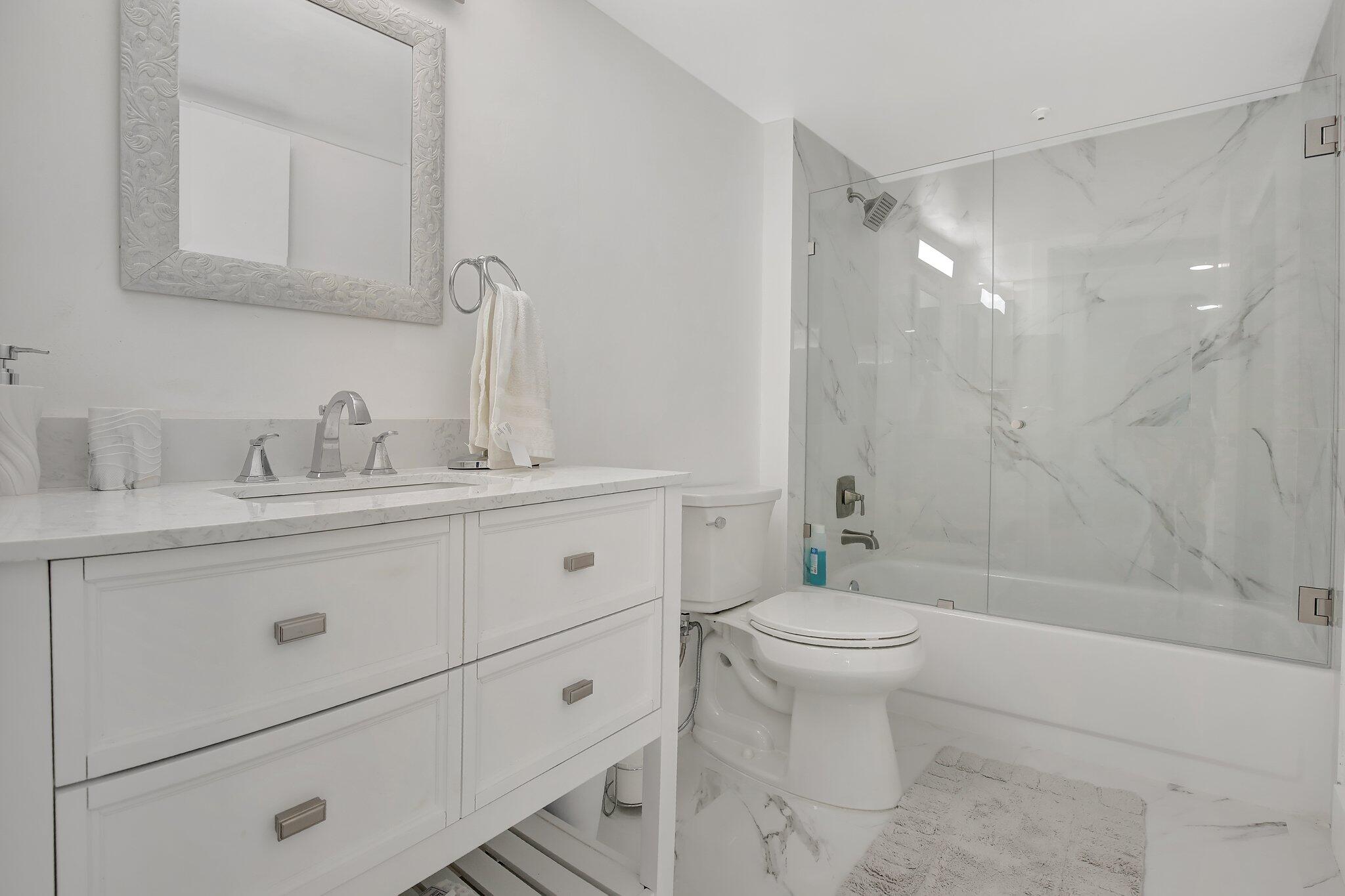 IVANHOE EAST AT CENTURY VILLAGE - Residential