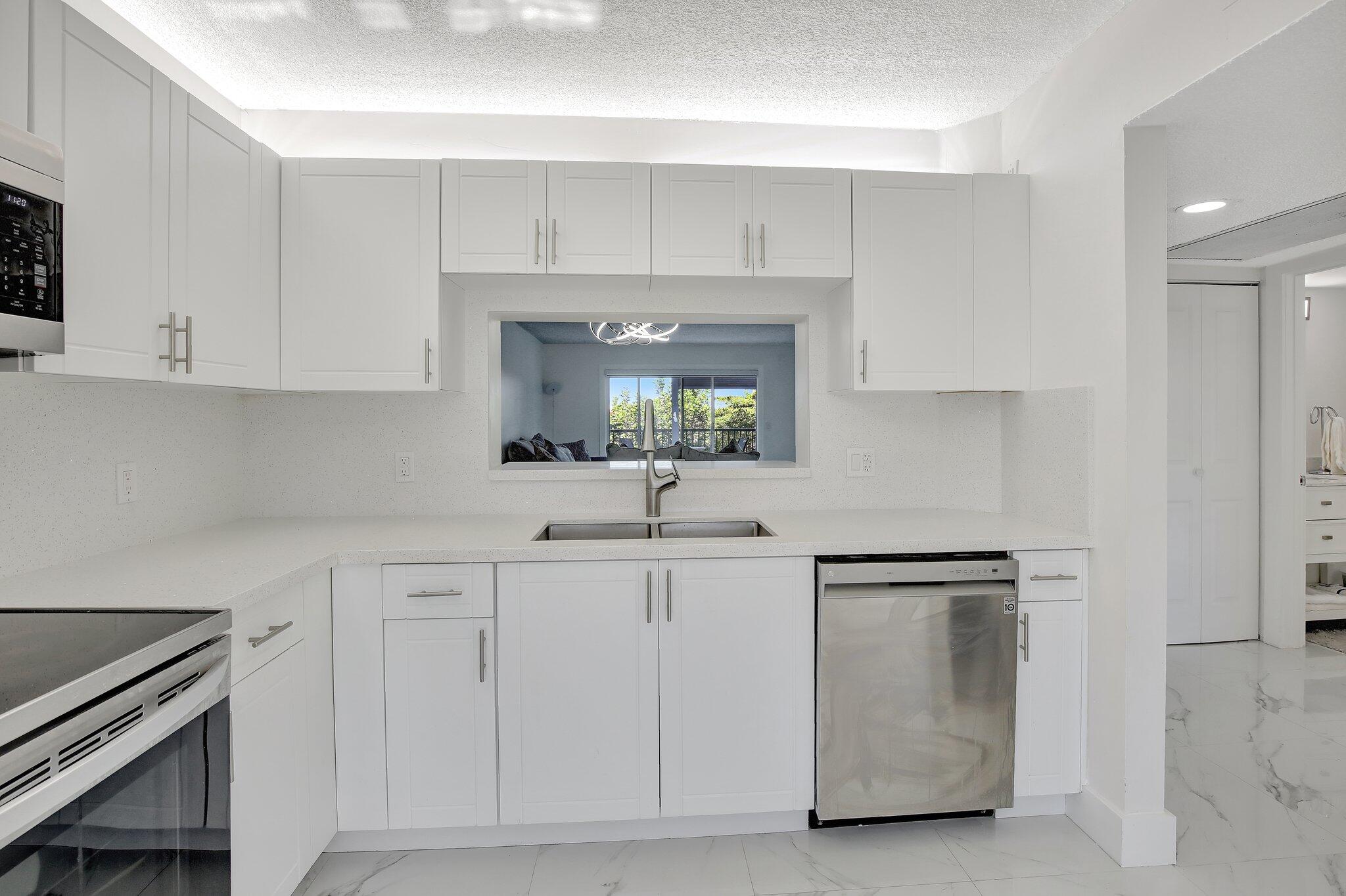 IVANHOE EAST AT CENTURY VILLAGE - Residential