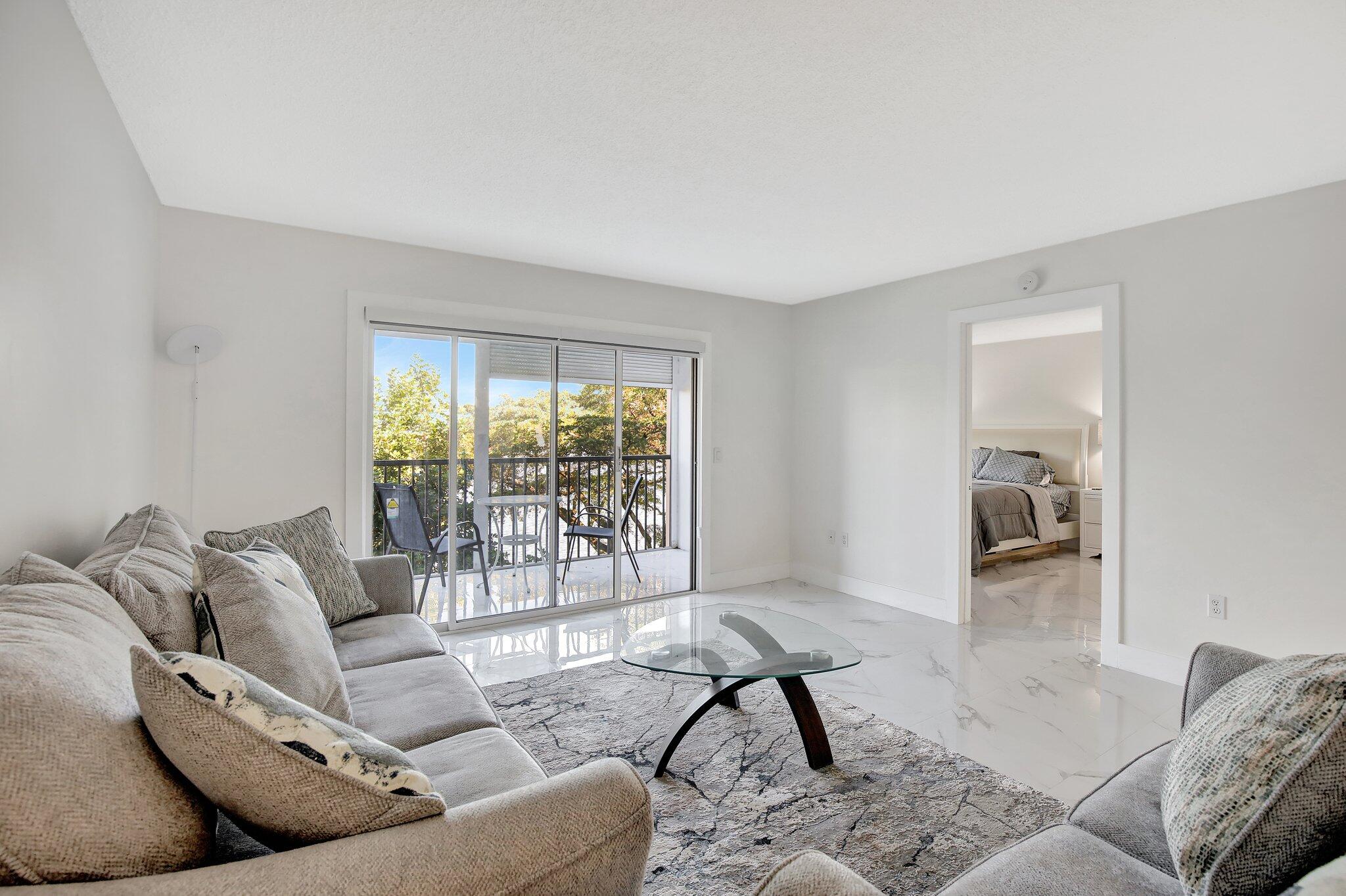 IVANHOE EAST AT CENTURY VILLAGE - Residential