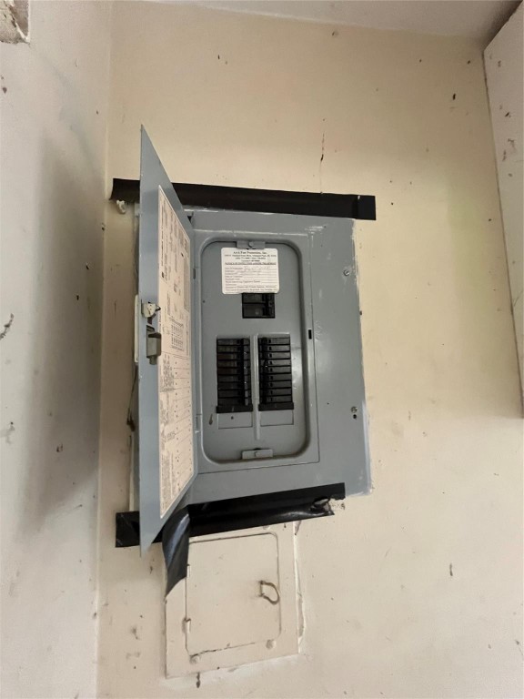 Lloyd Estates Add Corr - Residential