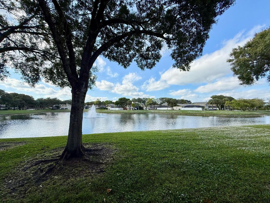 Photo of 12813 Woodmill Drive, Palm Beach Gardens, FL 33418 (MLS # R11141533)