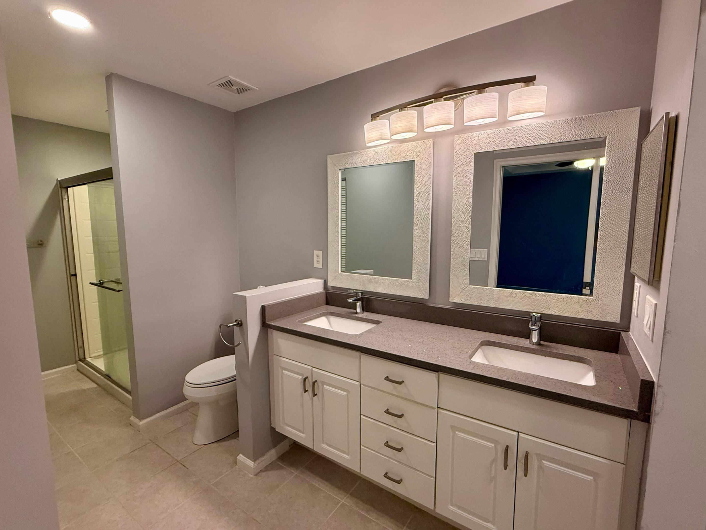 WESTWOOD LAKES - Residential