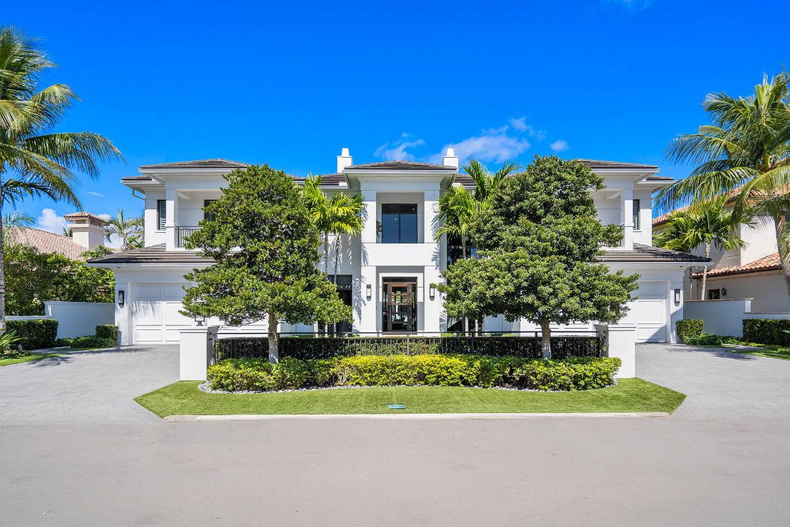 ROYAL PALM YACHT & COUNTRY CLUB - Residential