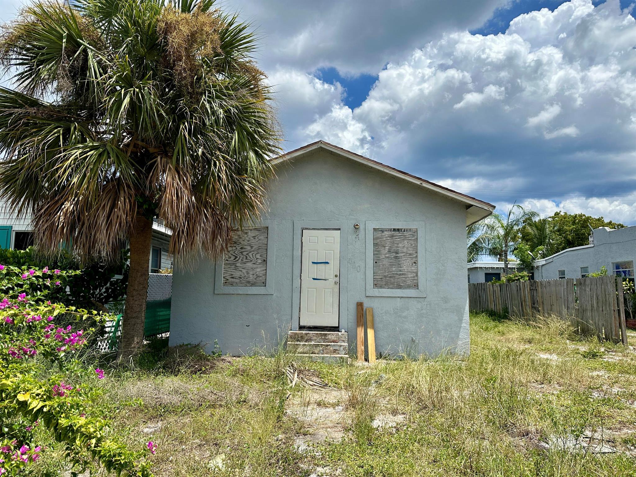 420 N H Street