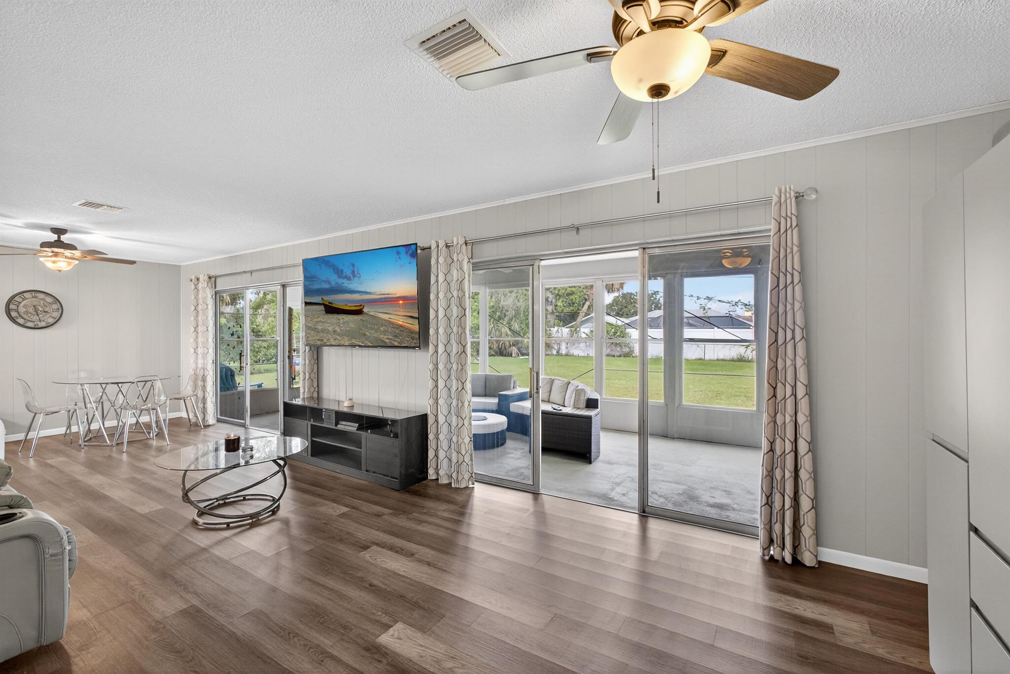 PORNAT ST LUCIE SECTION 6 - Residential Lease