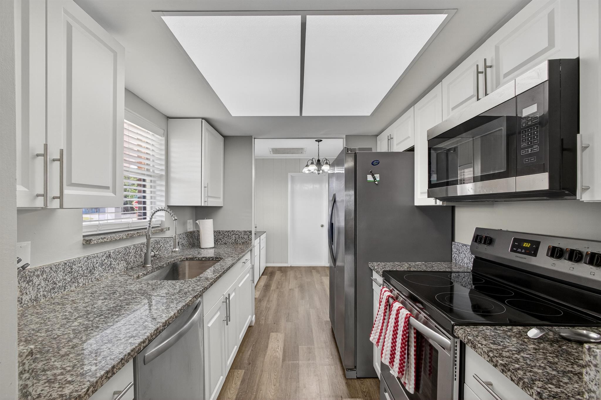 PORNAT ST LUCIE SECTION 6 - Residential Lease