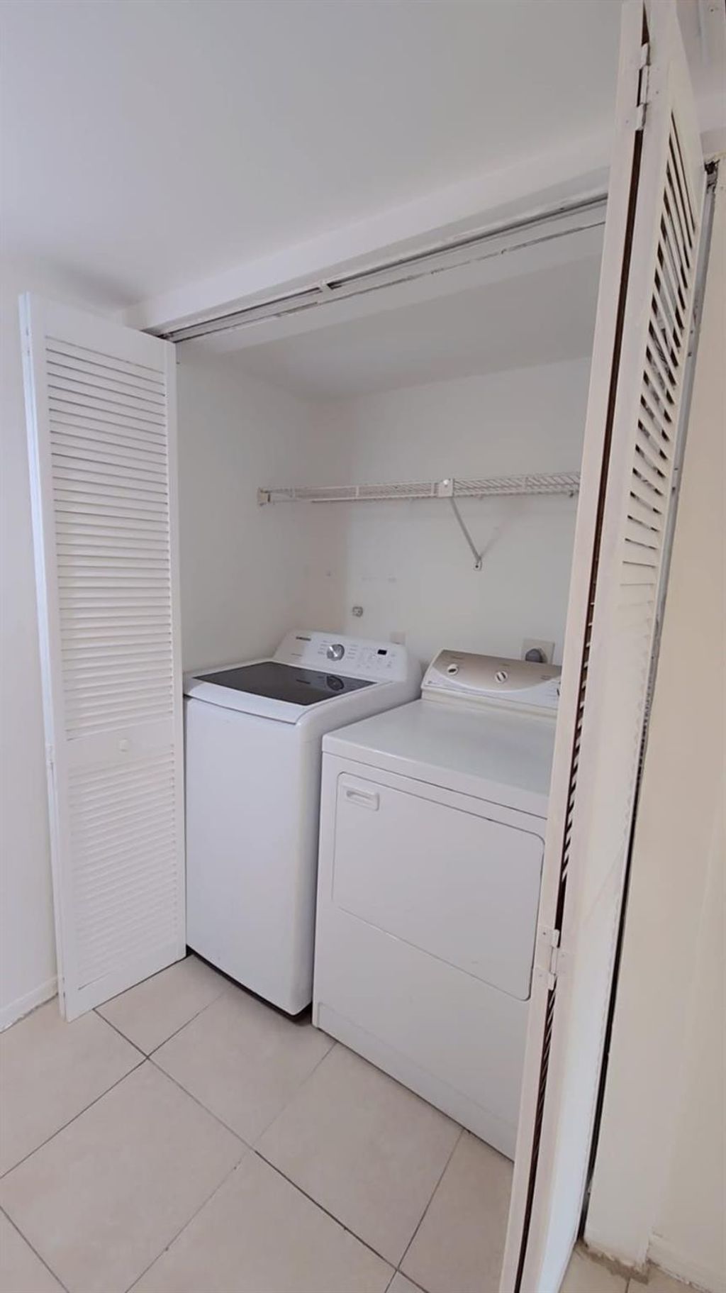 Photo of 3640 N 56th Avenue #412, Hollywood, FL 33021 (MLS # B26021141)
