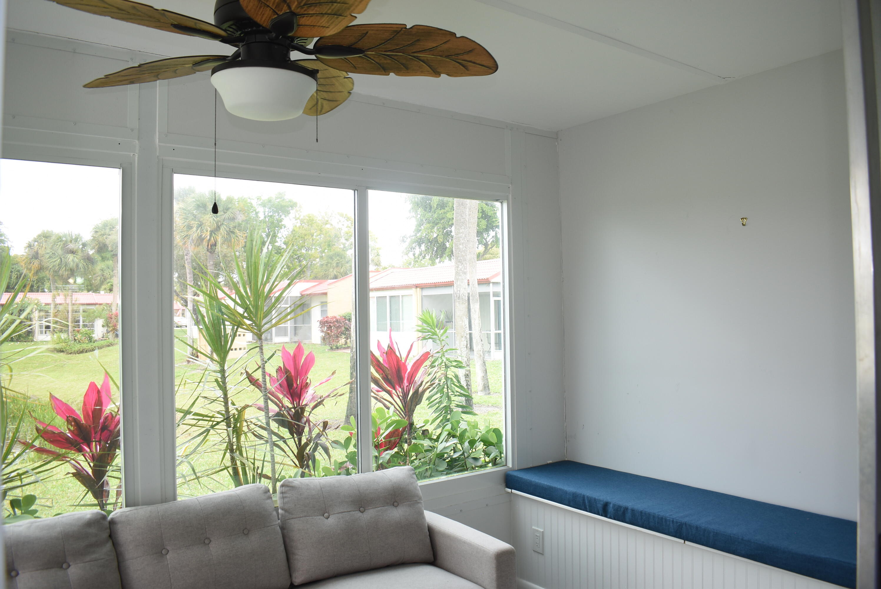 GOLDEN LAKES VILLAGE CONDO 12-A - Residential