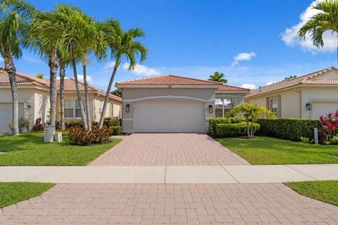 Photo of 112 Isle Verde Way, Palm Beach Gardens, FL 33418 (MLS # B26021989)