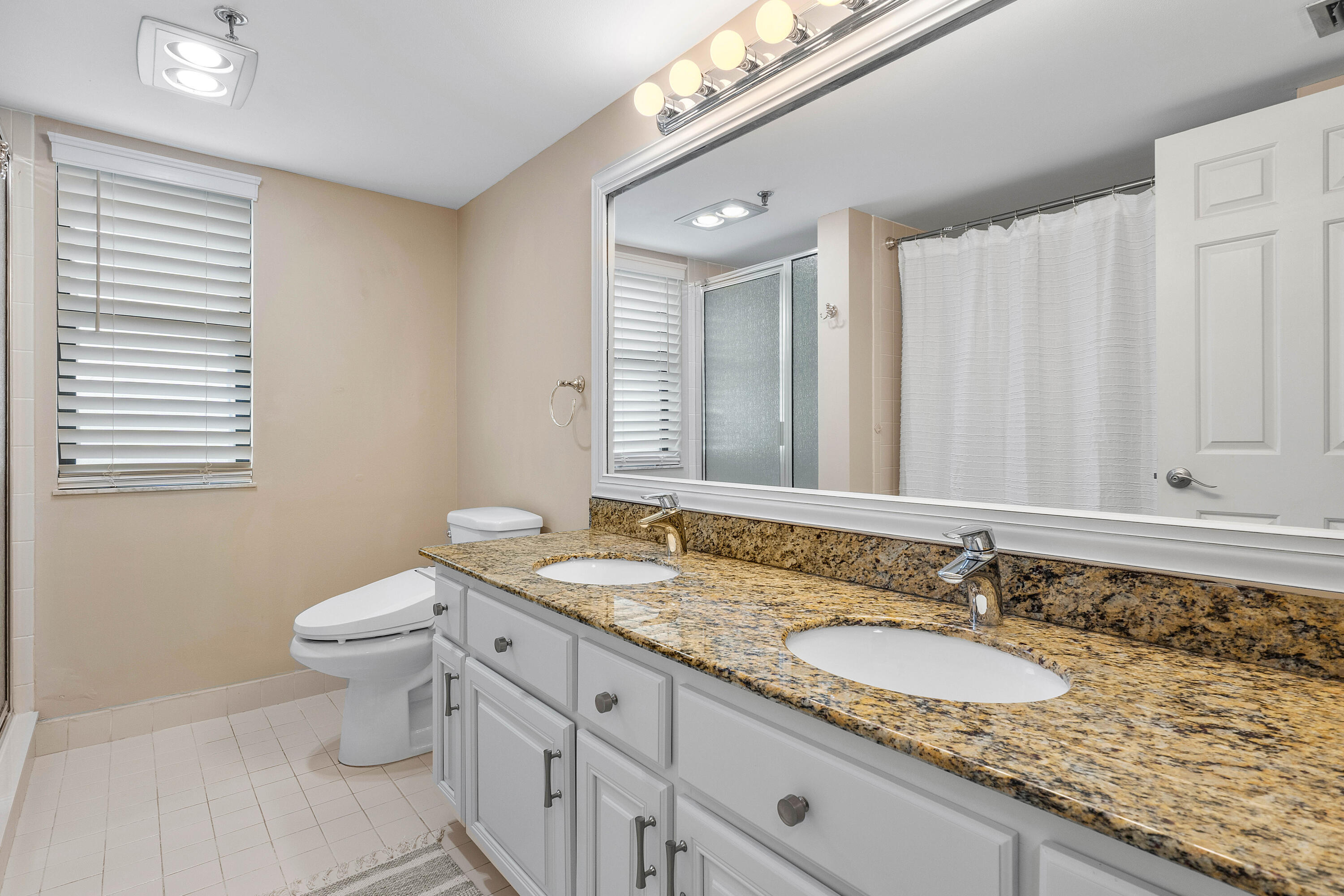SANDPOINTE BAY CONDO - Residential
