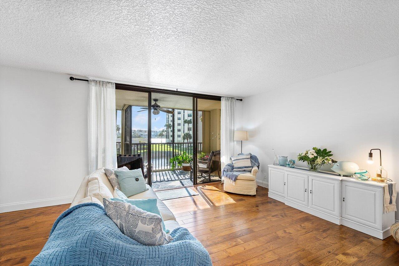 SANDPOINTE BAY CONDO - Residential