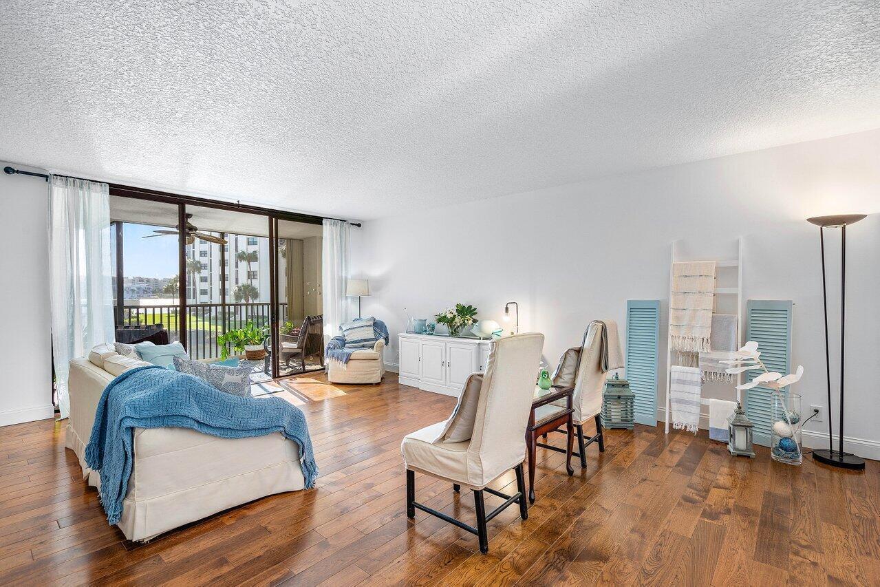 SANDPOINTE BAY CONDO - Residential
