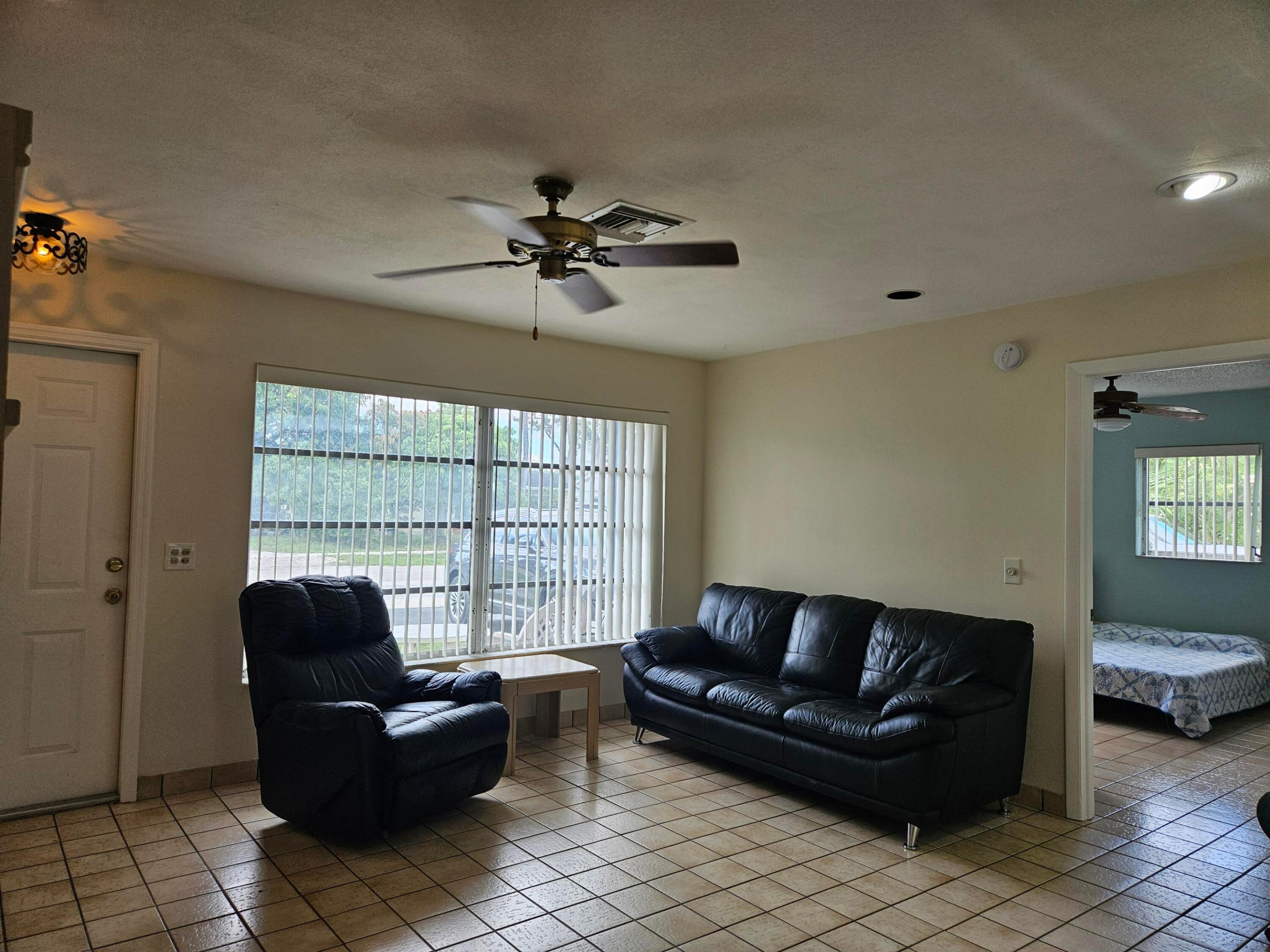 Properties 5531 S 37th Street