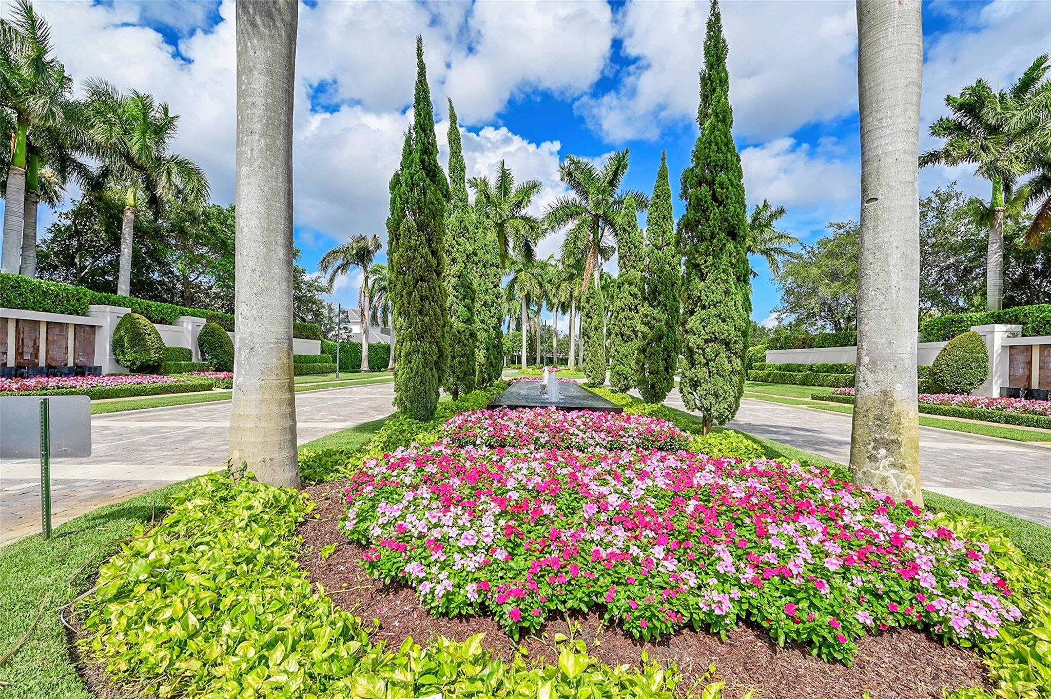 ROYAL PALM POLO PLAT - Residential