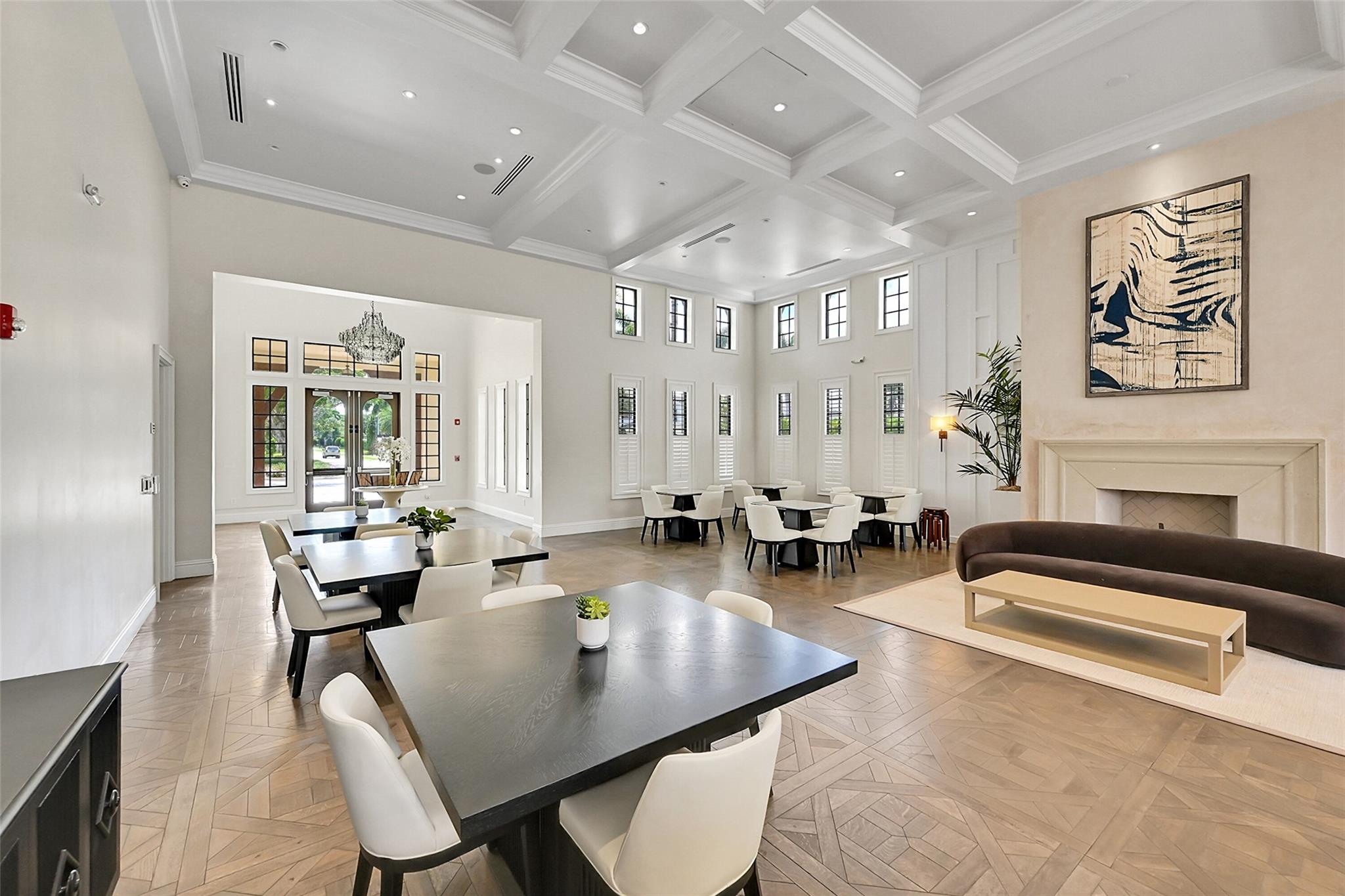 ROYAL PALM POLO PLAT - Residential