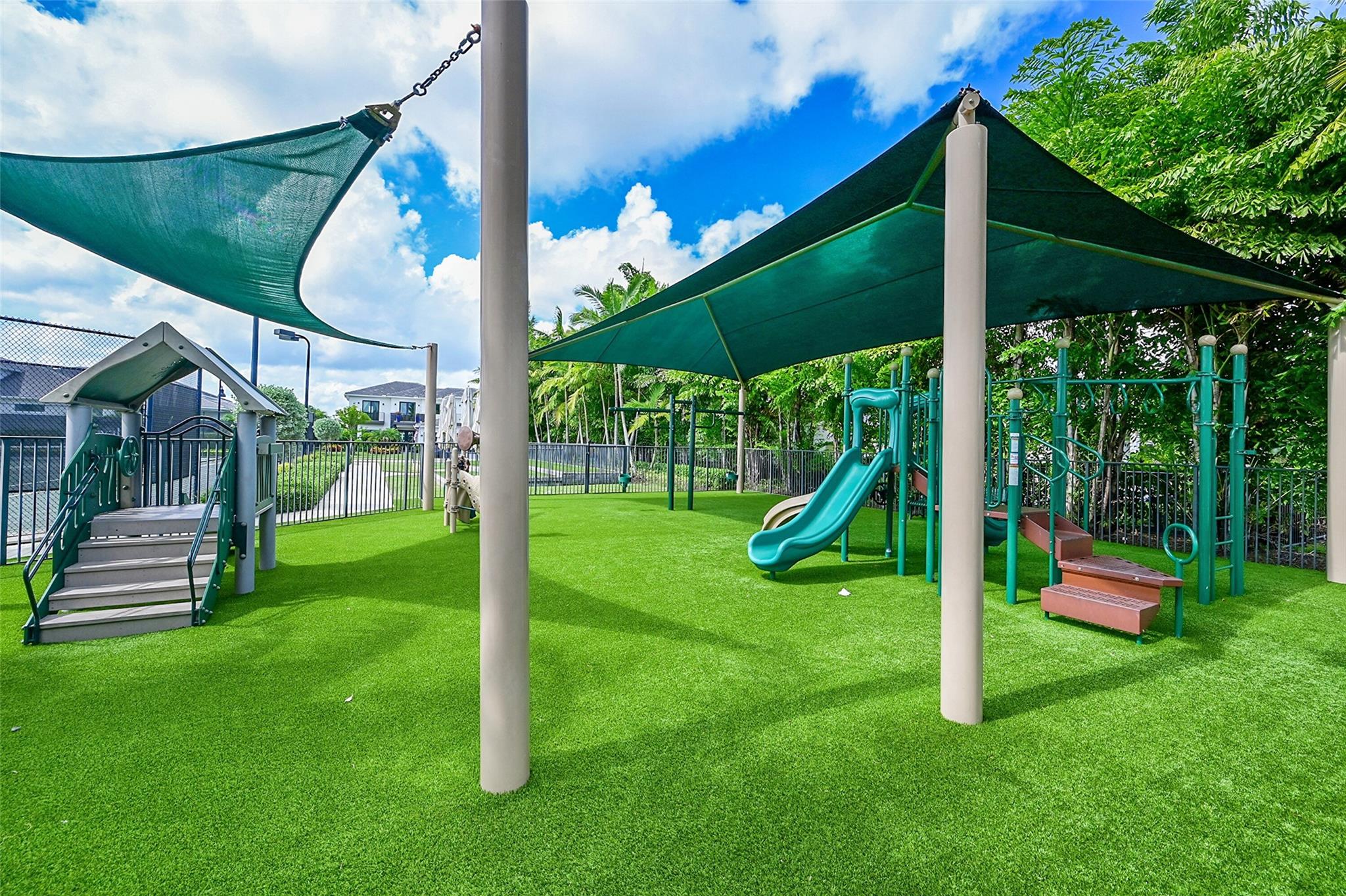 ROYAL PALM POLO PLAT - Residential