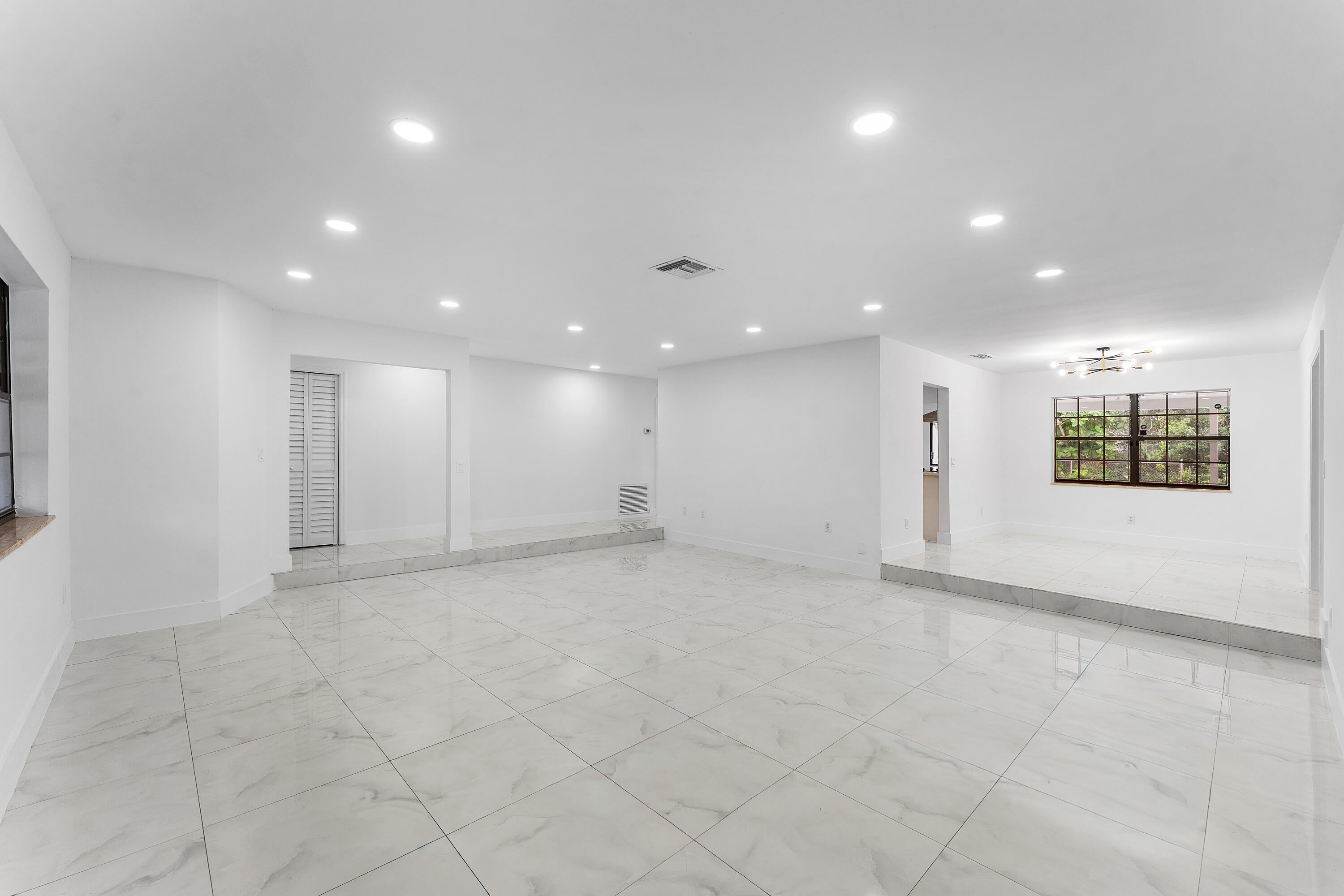 80 W PALM Drive