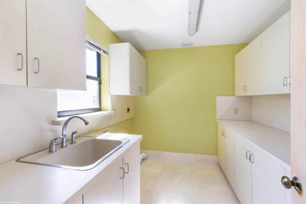 JUPITER ISLAND - Residential