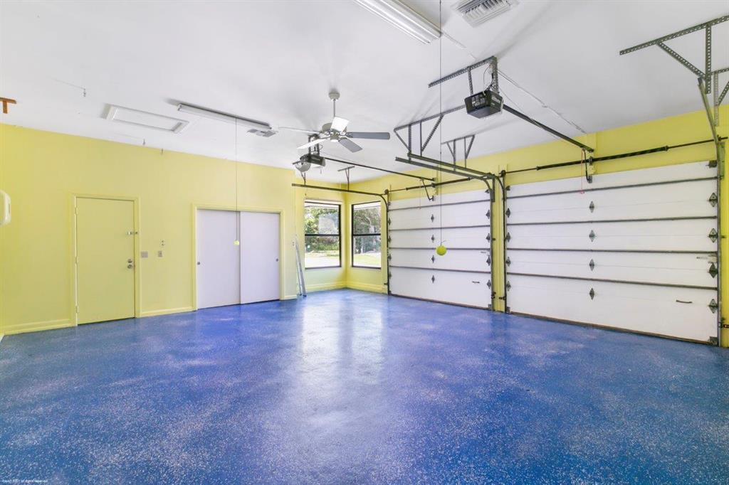 JUPITER ISLAND - Residential