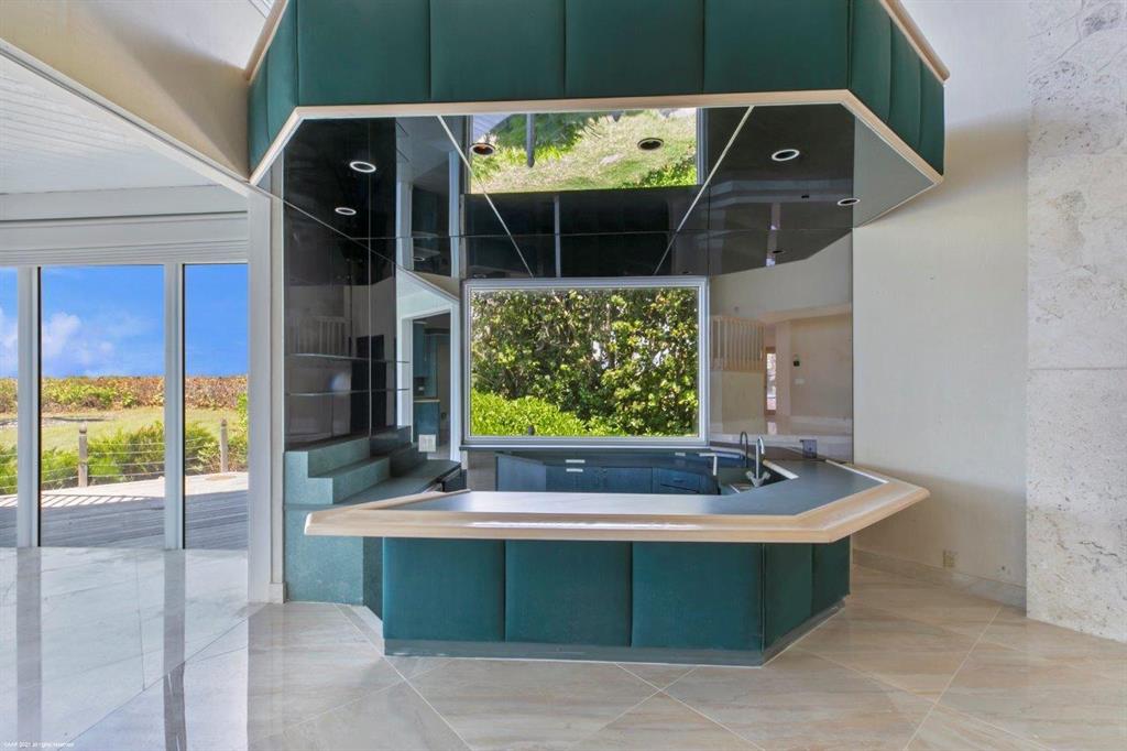 JUPITER ISLAND - Residential