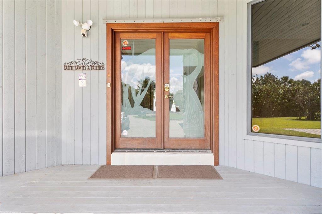 JUPITER ISLAND - Residential