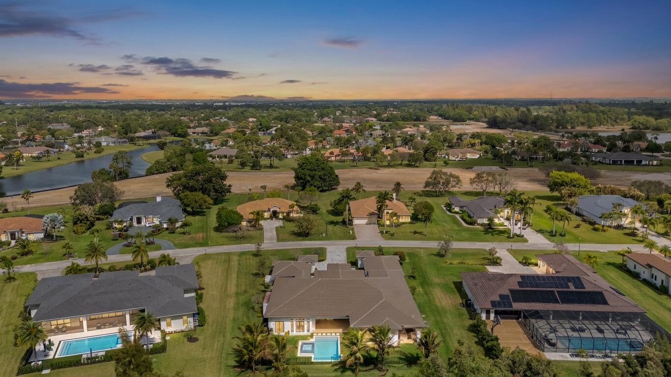 STONEWAL ESTATES - Residential