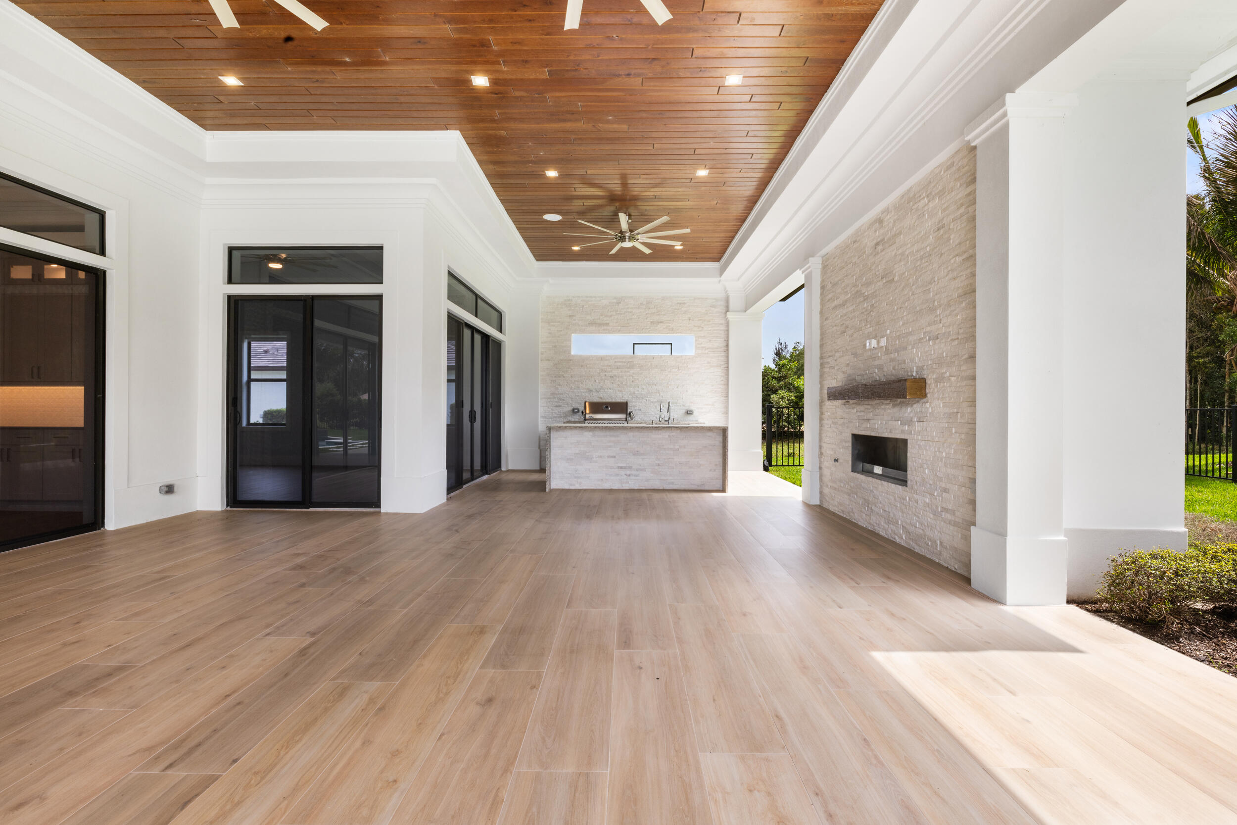 STONEWAL ESTATES - Residential