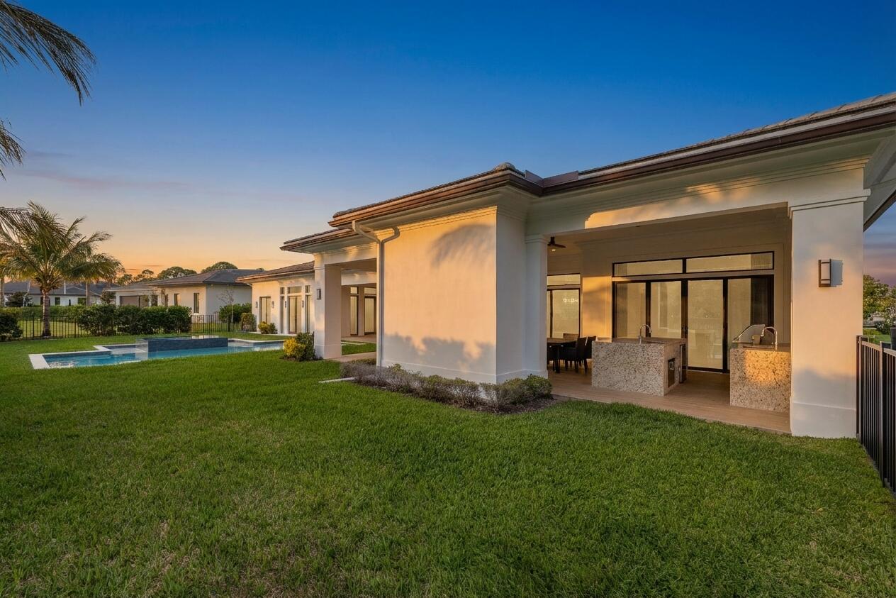 STONEWAL ESTATES - Residential