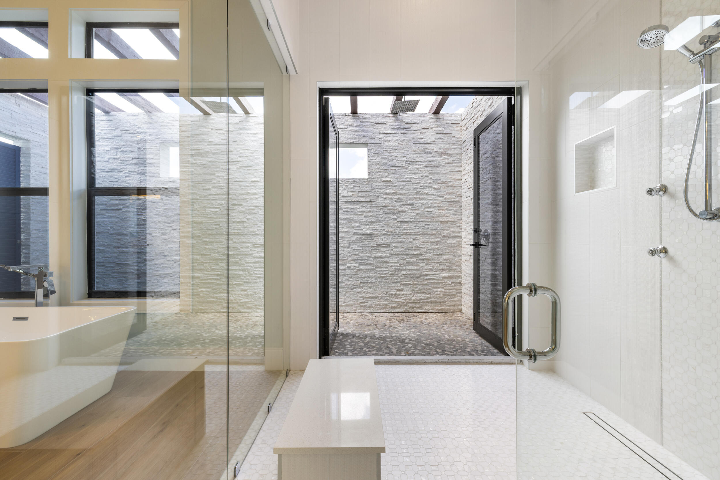 STONEWAL ESTATES - Residential