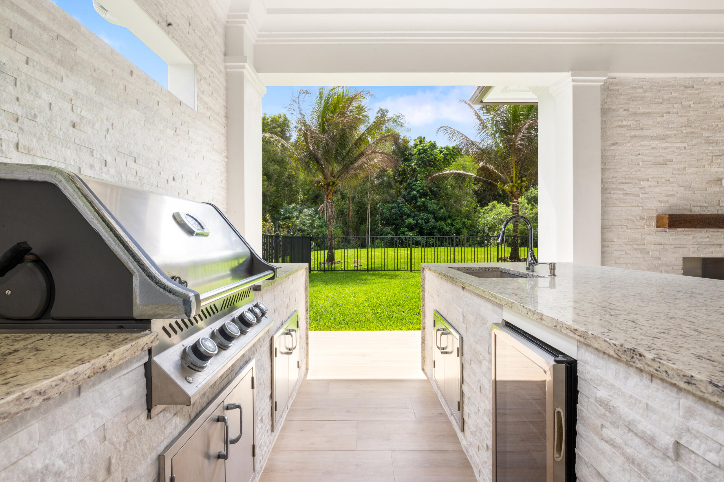 STONEWAL ESTATES - Residential