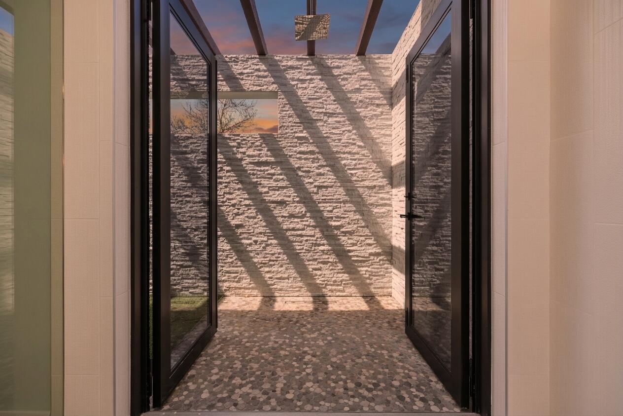 STONEWAL ESTATES - Residential