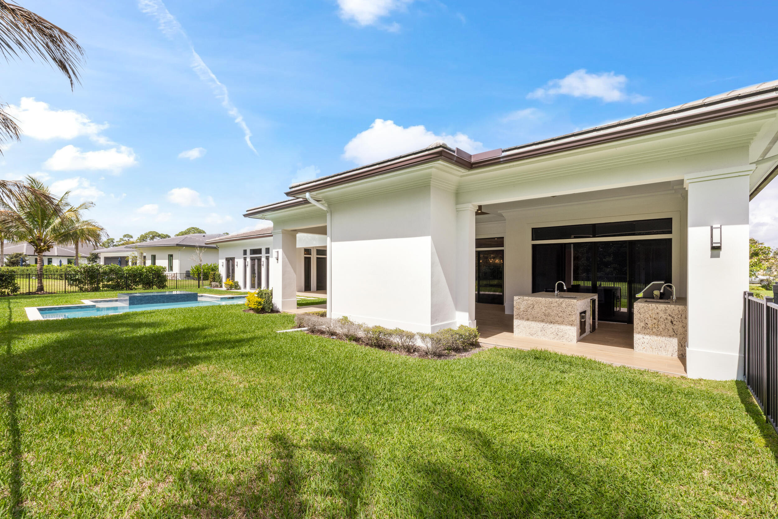 STONEWAL ESTATES - Residential