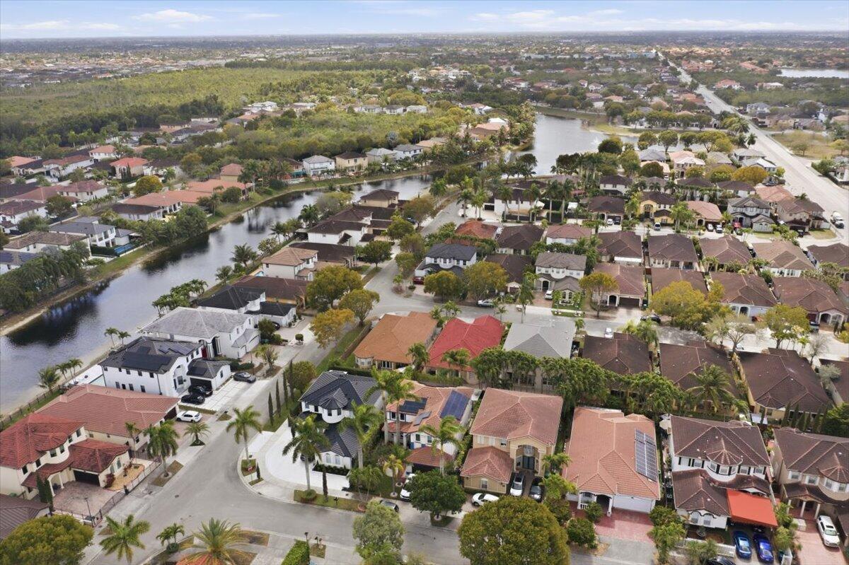 GRAND LAKES PHASE II - Residential