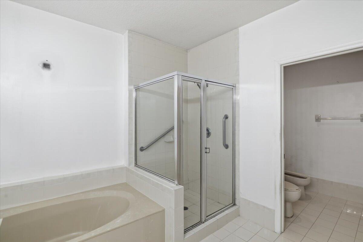 GRAND LAKES PHASE II - Residential