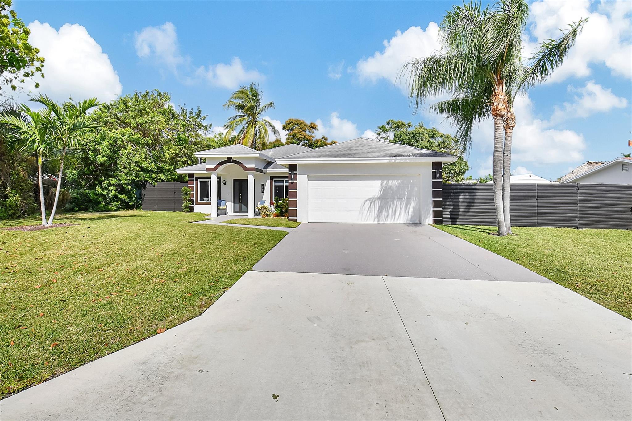 325 SW 14th Ave