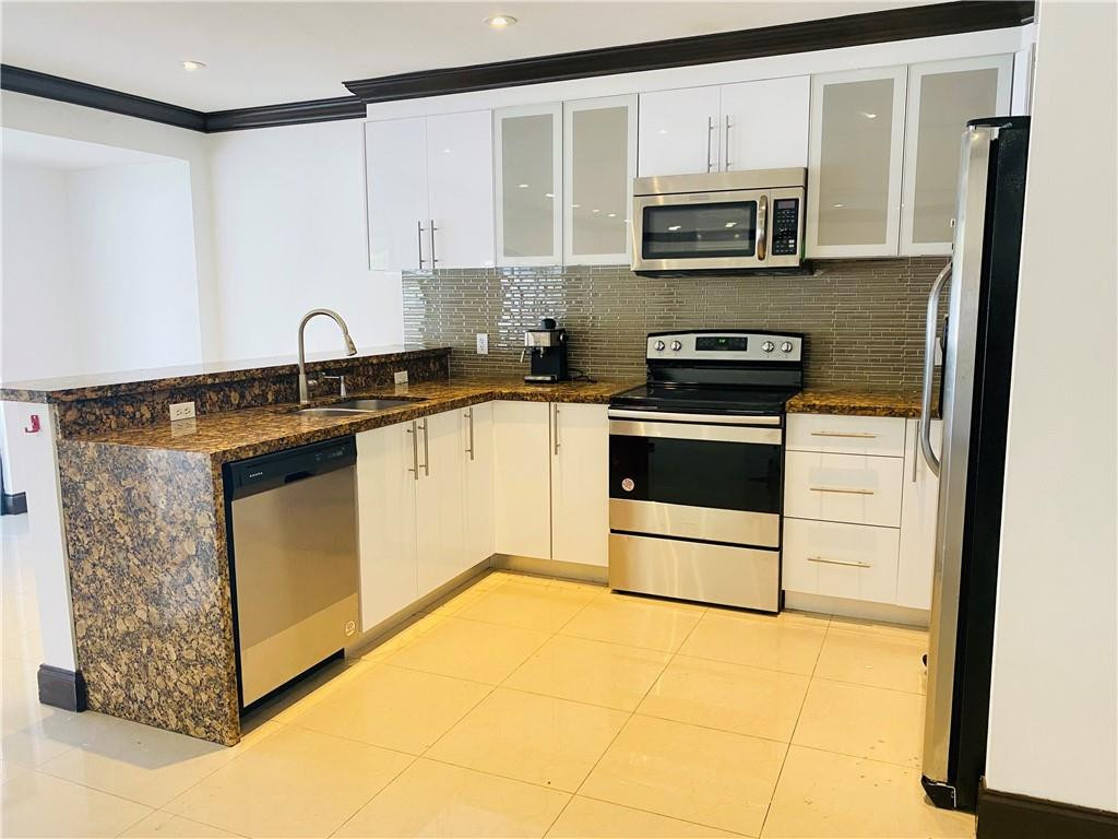 Emerald Hills Sec 3 83-27 - Residential