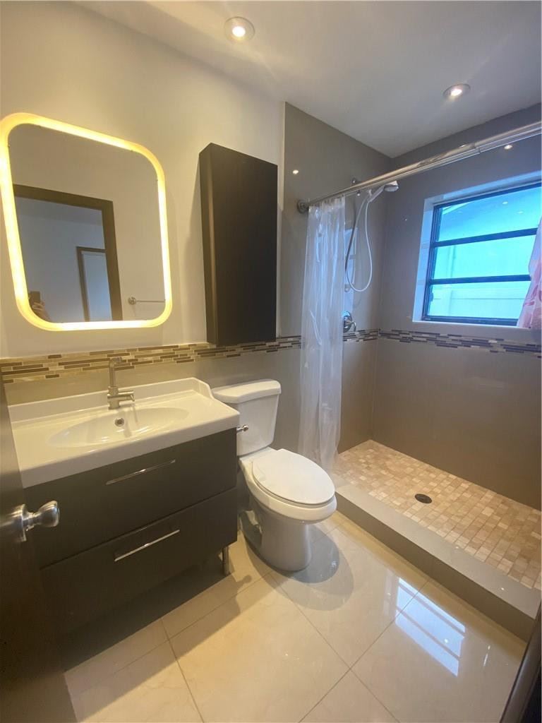 Emerald Hills Sec 3 83-27 - Residential