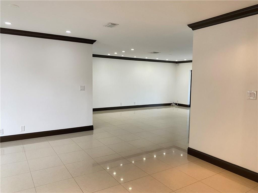 Emerald Hills Sec 3 83-27 - Residential