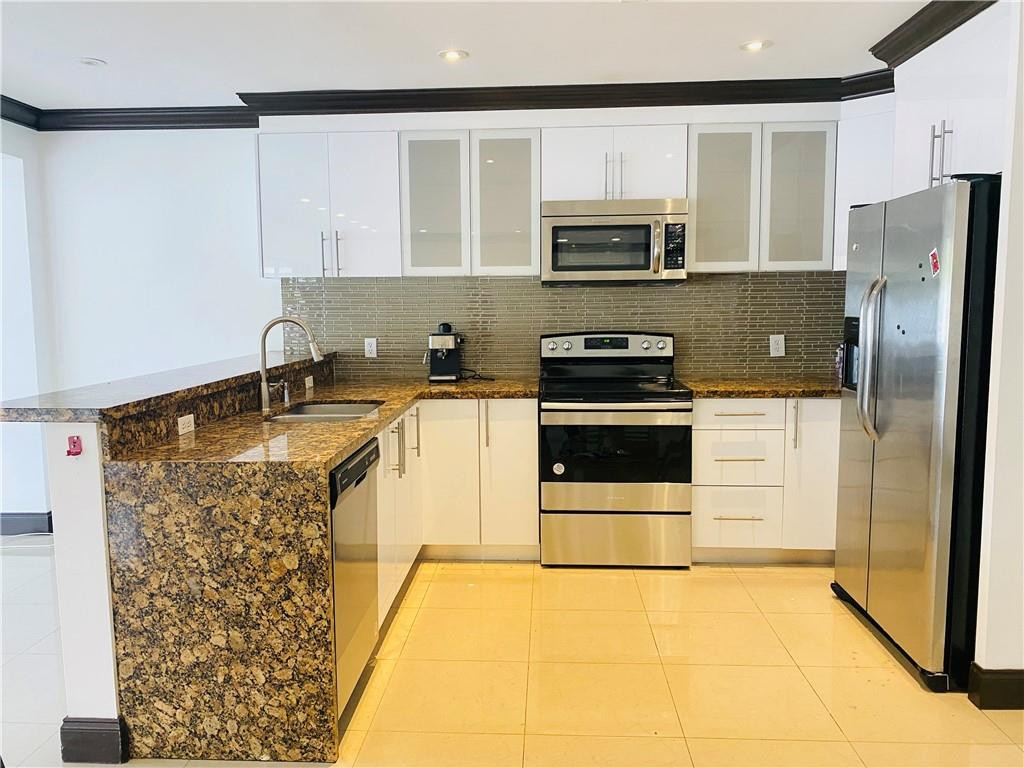 Emerald Hills Sec 3 83-27 - Residential