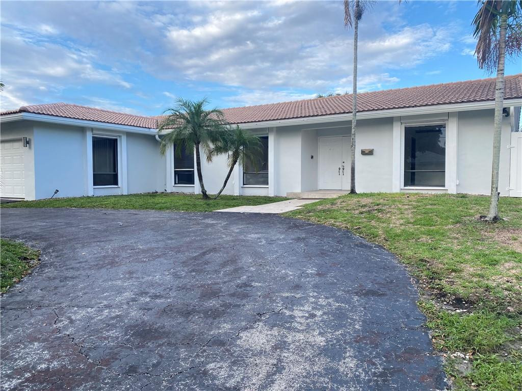 Emerald Hills Sec 3 83-27 - Residential