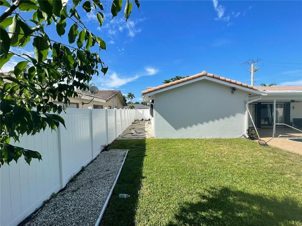Emerald Hills Sec 3 83-27 - Residential