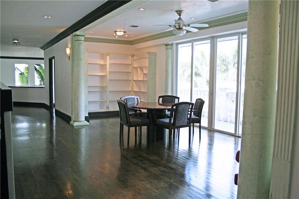 Shady Lane 103-4 B - Residential