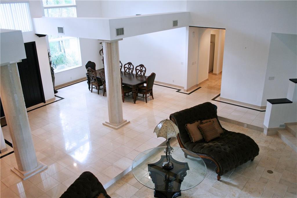 Shady Lane 103-4 B - Residential