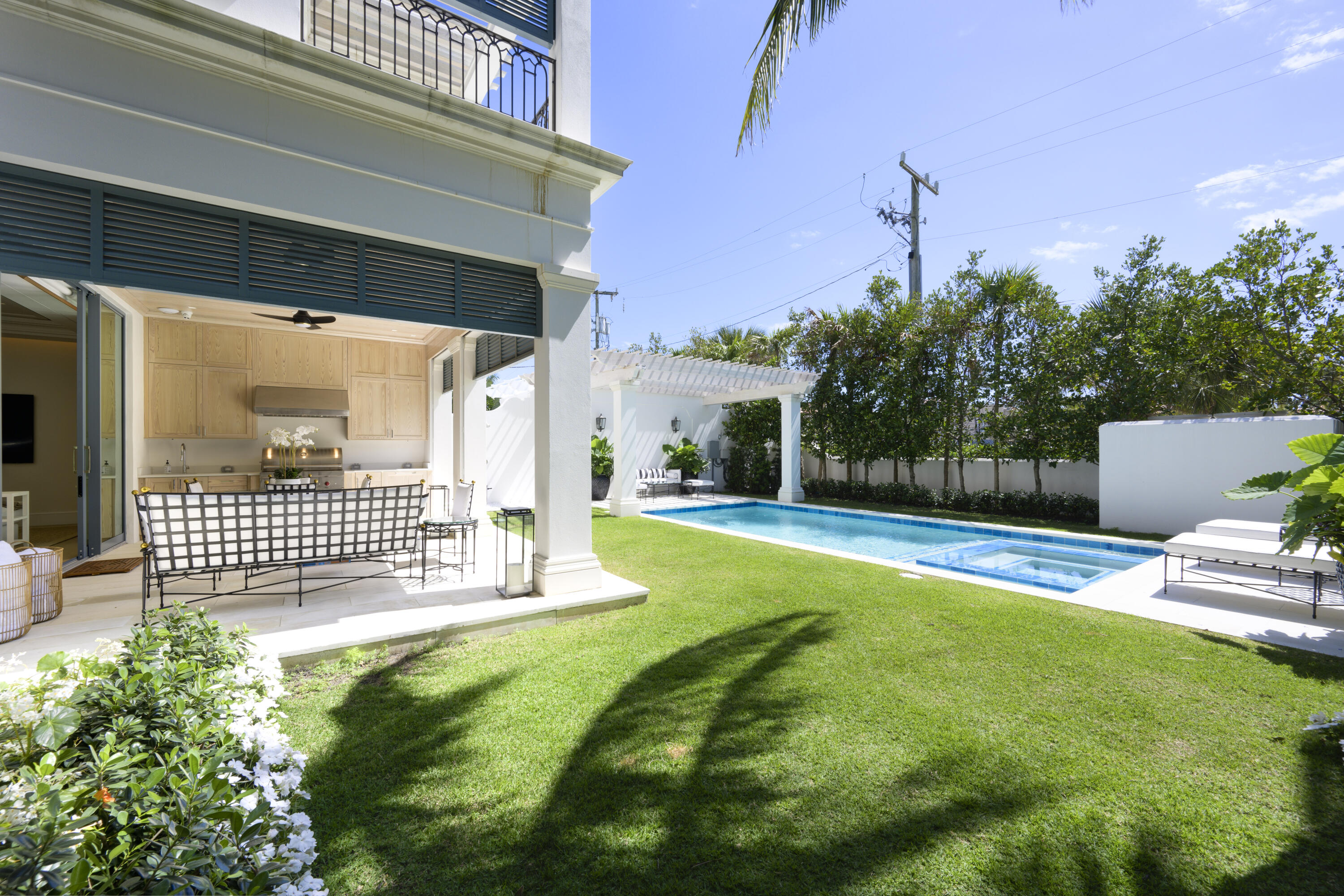 ROYAL PARK ADD TO P B - Residential