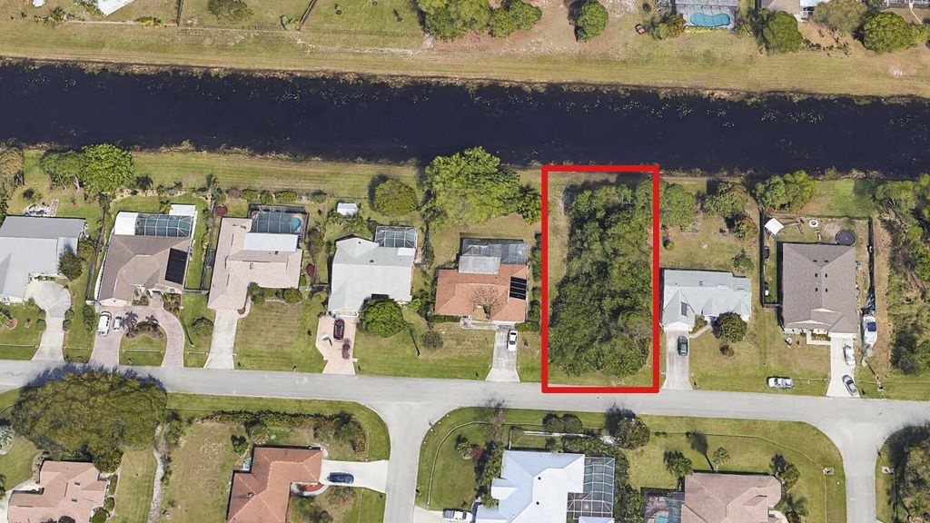 Photo of 1907 SE Bowie Street, Port Saint Lucie, FL 34952 (MLS # R10790912)